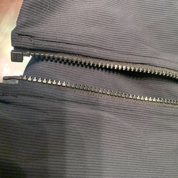 LULULEMON & NIKE - 3 Jackets for 1! - Picture 9 of 9